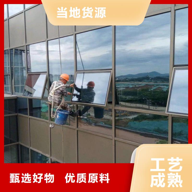 城市美容师 外墙清洗与垃圾清运的实力担当